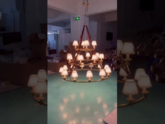 Concentrar-se na produção de luminárias de latão personalizadas